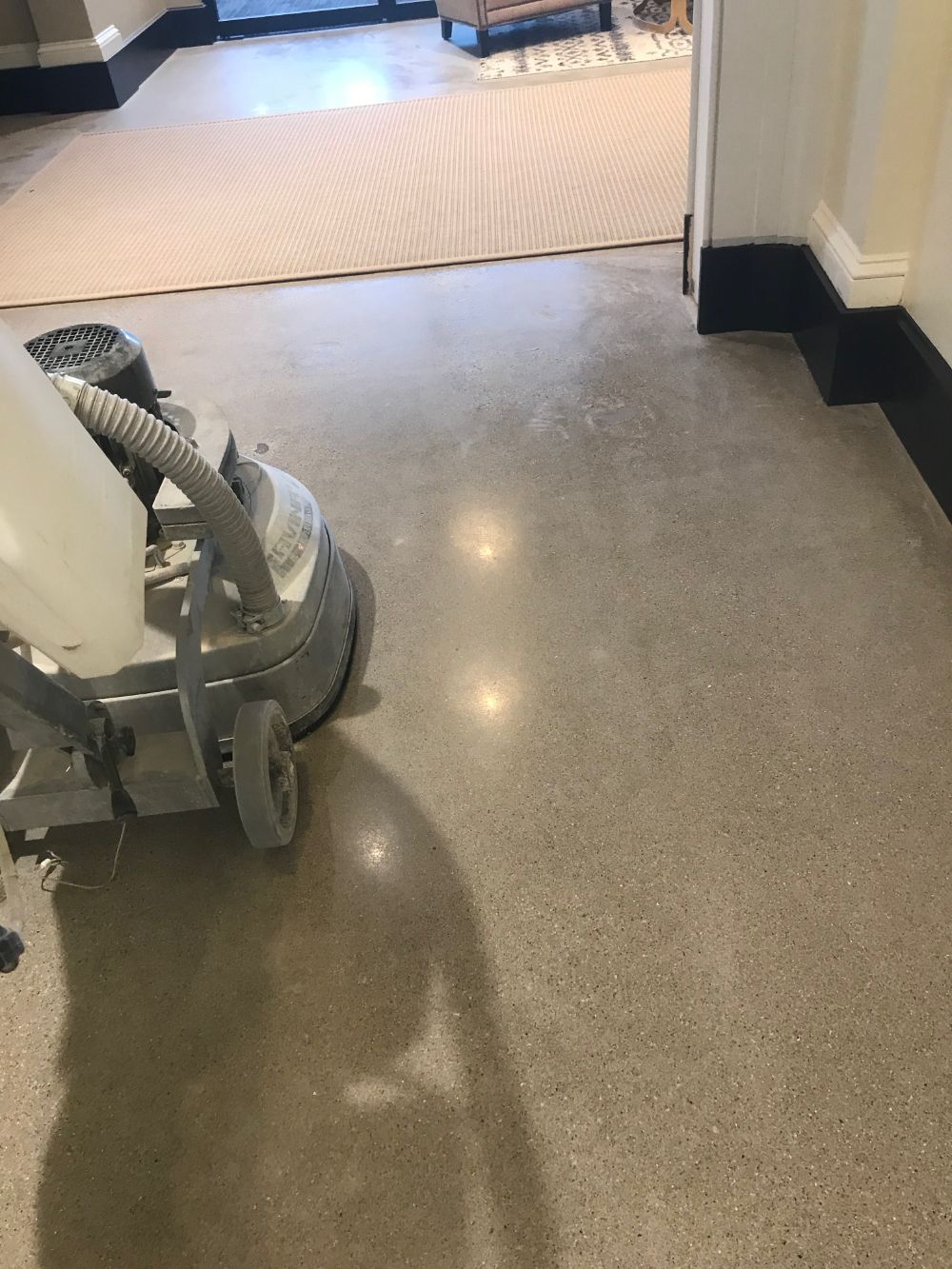 Polished decorative concrete floor
